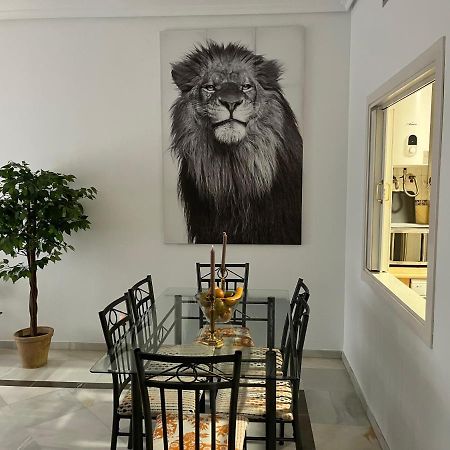 סביליה Very Nice Apartament. City Center. Private Parking מראה חיצוני תמונה