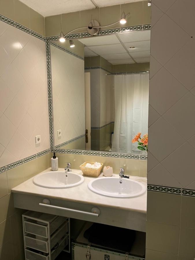 סביליה Very Nice Apartament. City Center. Private Parking מראה חיצוני תמונה